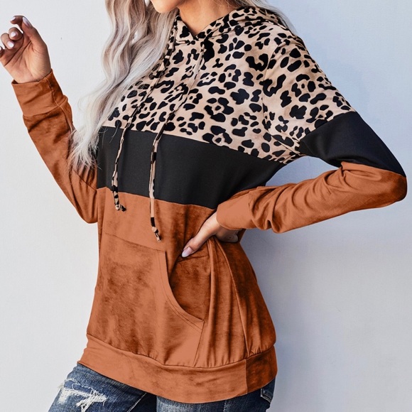 Color Block Hoodie - Picture 3 of 3